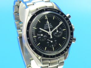 Omega Speedmaster Moonwatch