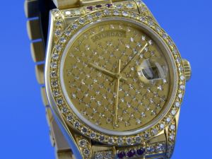 Rolex Day-Date mit Diamanten (nicht von Rolex die Steine)