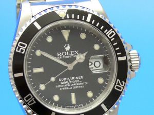 Rolex Submariner Date