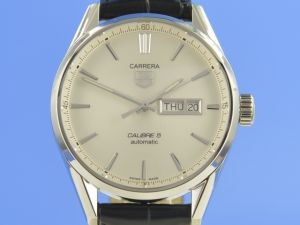 TAG Heuer Carerra Date Calibre 5