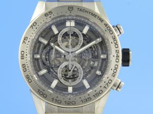 TAG Heuer Carrera Calibre Heuer 01