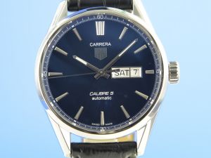 TAG Heuer Carrera Calibre 5 Day-Date Blau