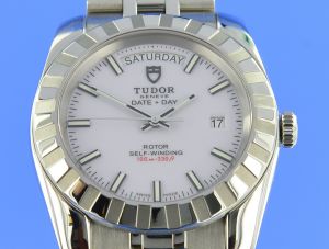 TUDOR Classic Date Day Automatik 23010