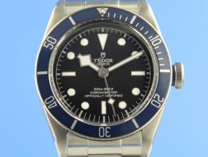 Tudor Heritage Black Bay
