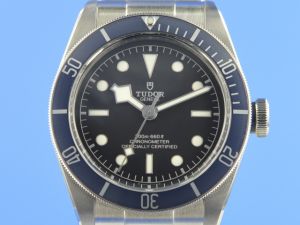 Tudor Heritage Black Bay