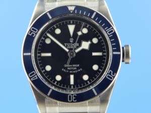 Tudor Heritage Black Bay